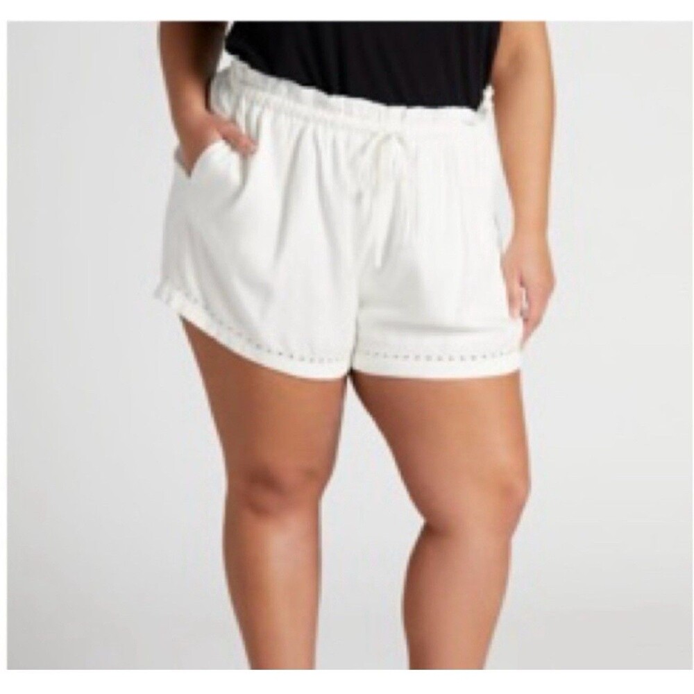 Gilli White Eyelet Drawstring Pull On Shorts 1X Comfy Stretch Travel Boho